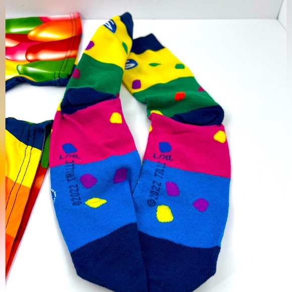 HAPPY BOXERS WITH MATCHING SOCKS, DOTS DESIGN, LARGE, 90% POLYESTER 10% SPANDEX - Picture 7 of 12
